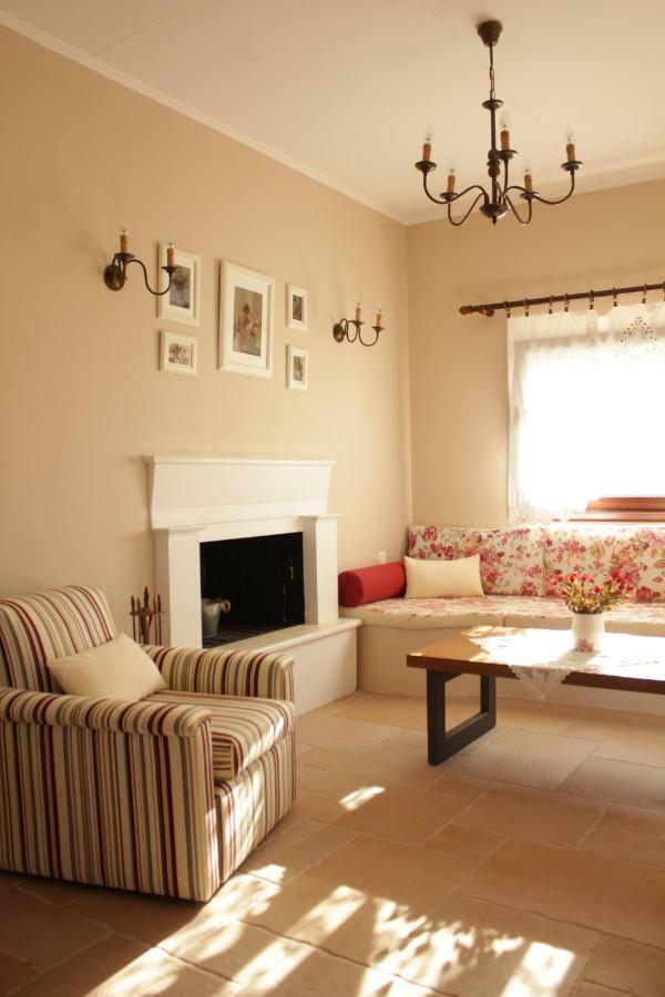 *Villa Pap-Live The Greek Hospitality In A Village* Nea Sampsounta ภายนอก รูปภาพ